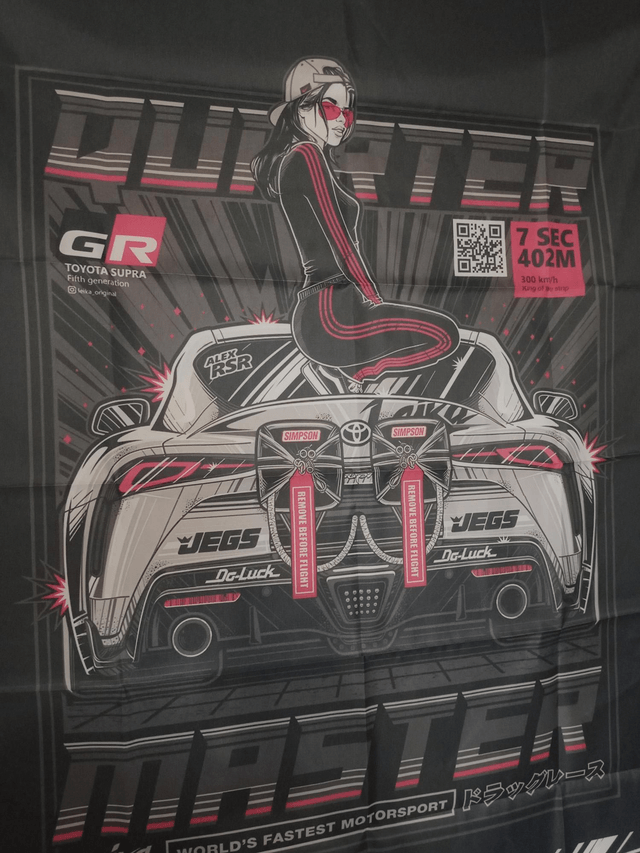 Drapeau Toyota Supra MK5 Magazine