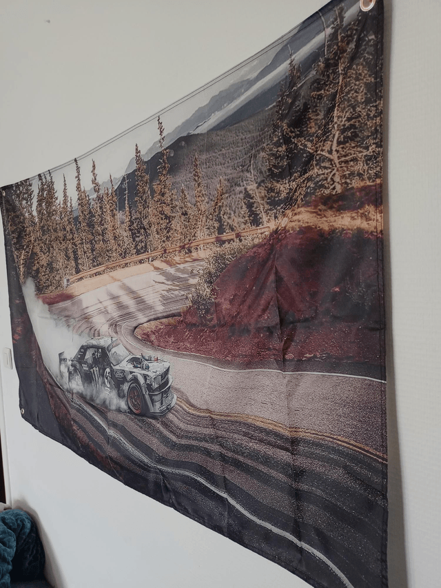 Drapeau Ken Block drift